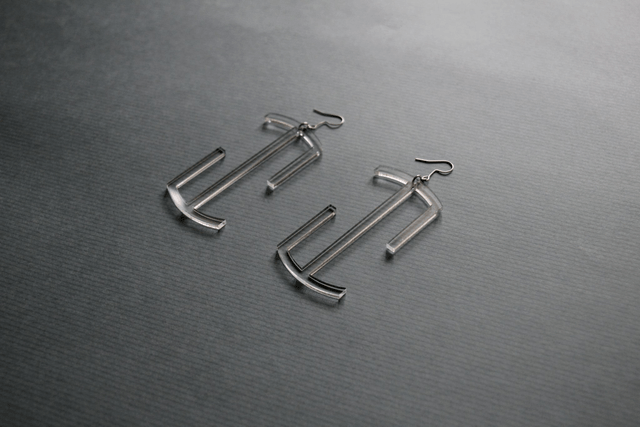Boucles d'oreilles "érosion" - PMMA transparent - Collection Apu