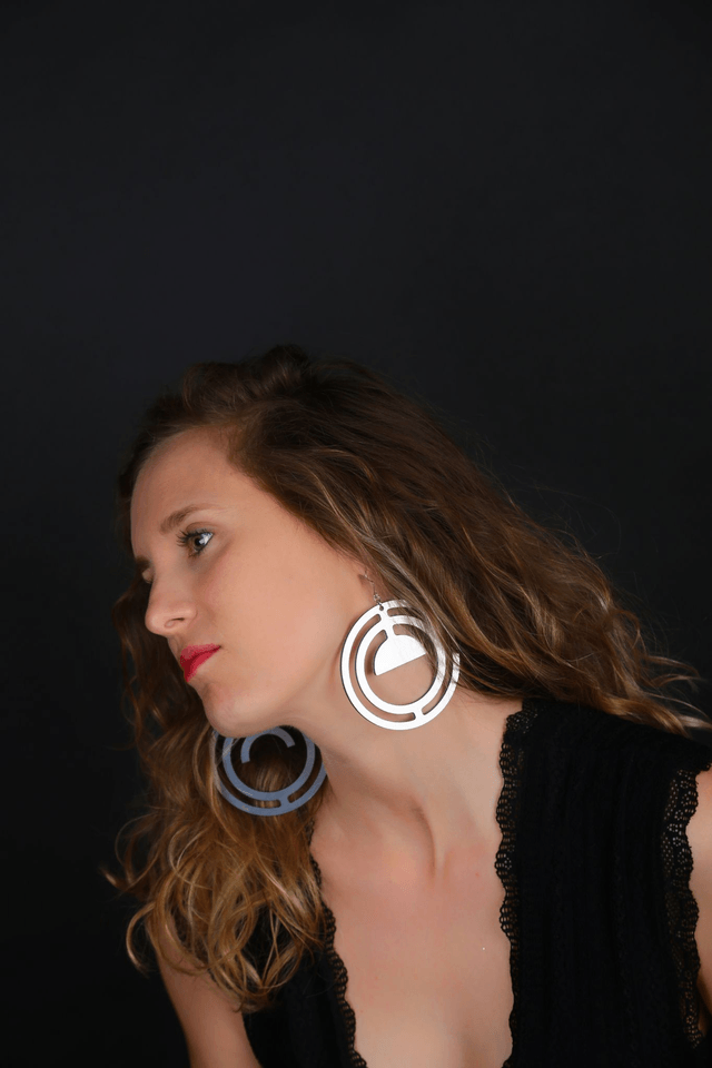 Boucles d'oreilles "croissant" - aluminium brossé - Collection Arasy