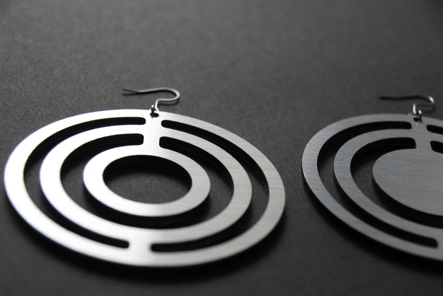 Boucles d'oreilles "halo" - aluminium brossé - Collection Arasy